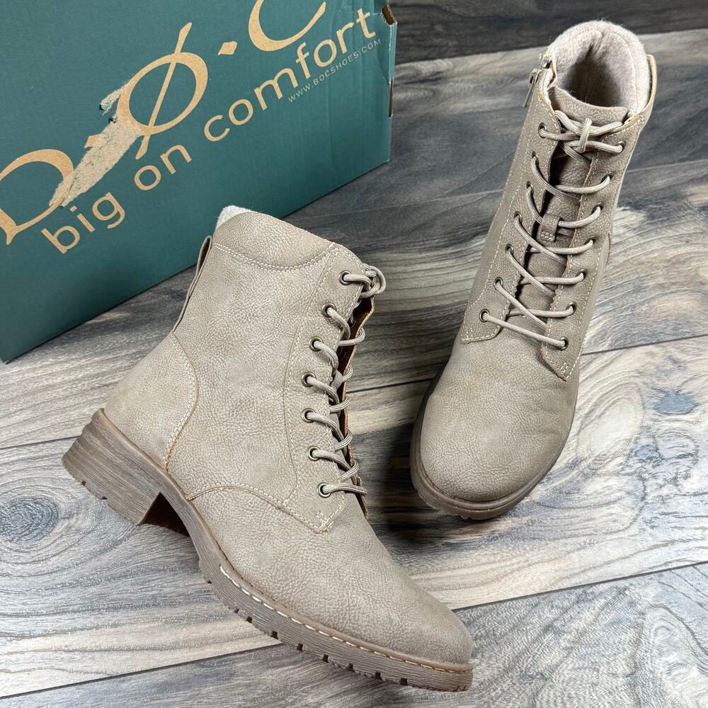 BOC Born Claudia 8.5M Lace Up Combat Boots Taupe Faux Leather